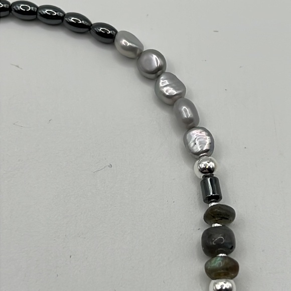 LABRADORITE, PEARL, HEMATITE, AND STERLING SILVER NECKLACE 17.75” - Picture 10 of 13